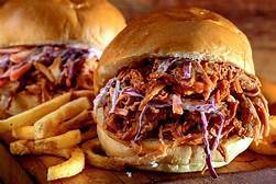 Pulled pork sandwiche with fries